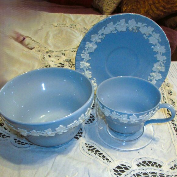 Vintage Wedgwood Blue & Creme teacup,saucer & Bowl Other - Wedgwood 3 piece set Etruria & Barlaston made in England Embossed Queensware bow
